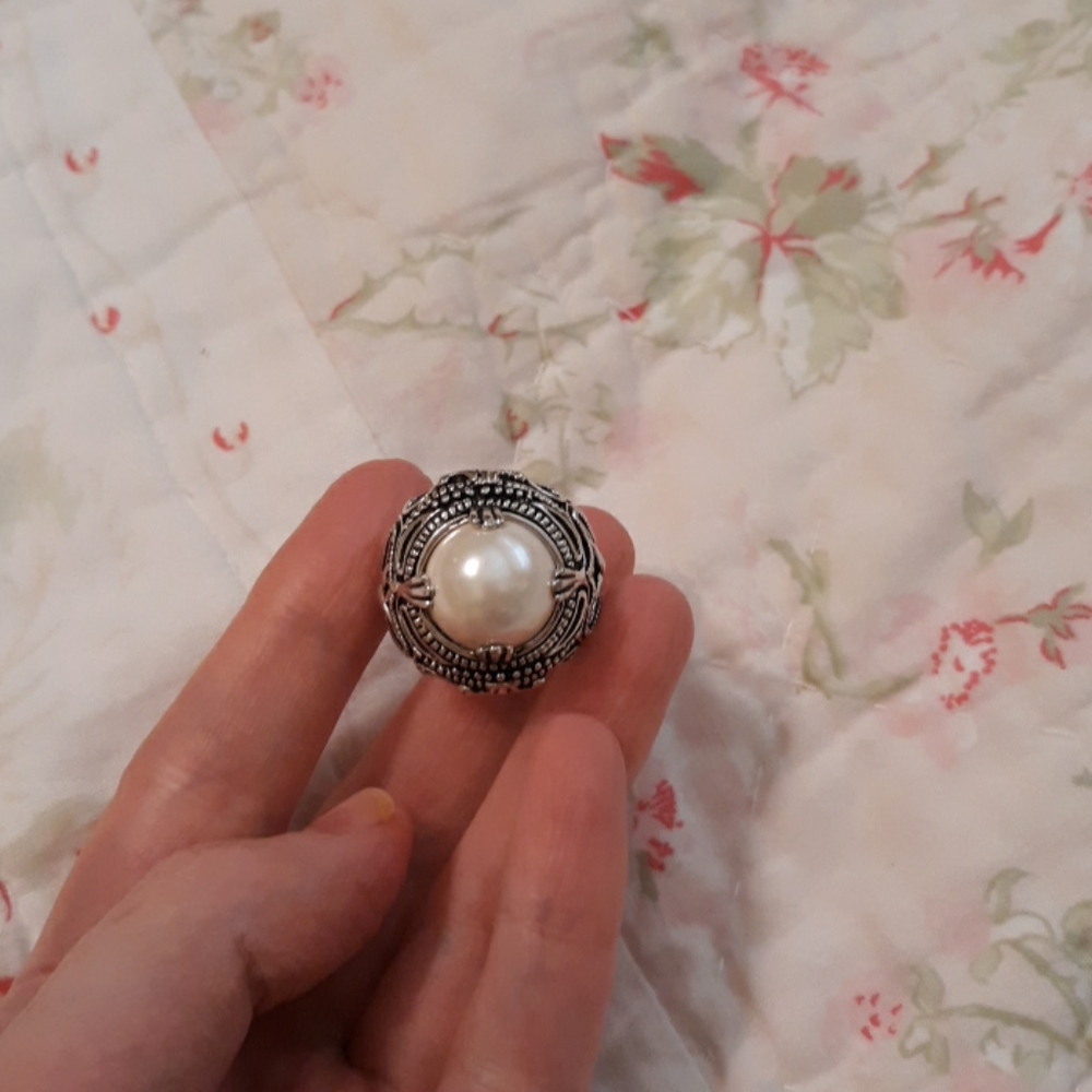 Faux giant pearl ring